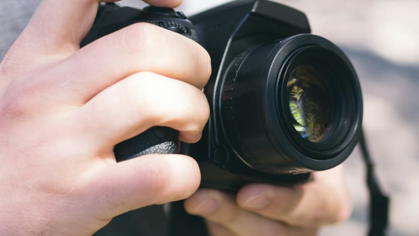 Youth threatened to post ex-girlfriend’s nude photos online and kill her, gets probation