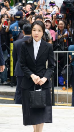 South Korea's former first lady imprisoned after court issues warrant