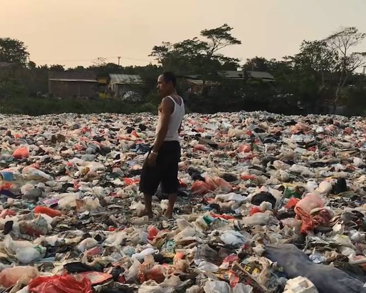 Indonesia stands at the crossroads of a waste crisis and plastics problem