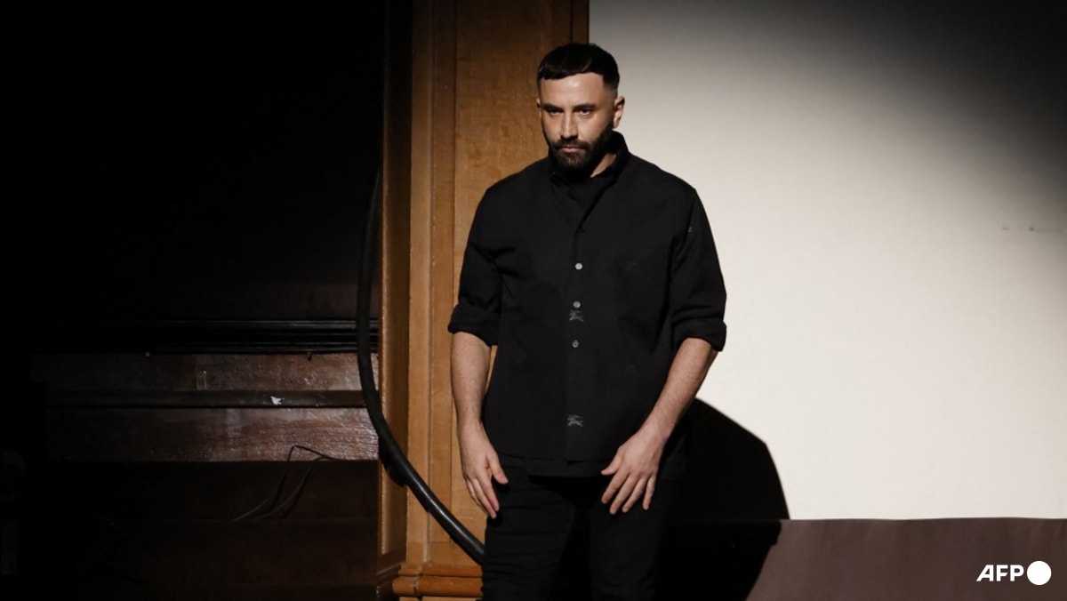 A MAGAZINE #8 Curated by Riccardo Tisci リカルド・ティッシ