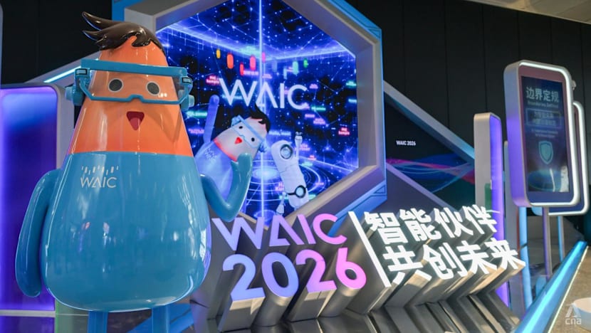 Pocket-size AI: Powerful phones star at China show Pocket-size AI: Powerful phones star at China show