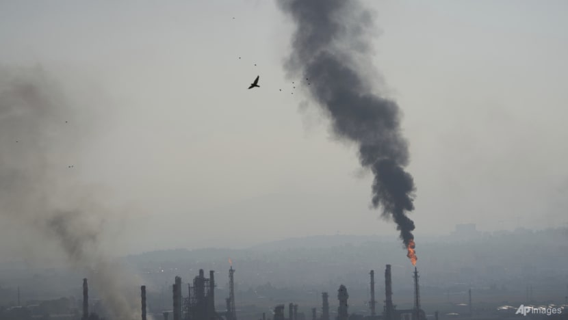 Oil prices fall US$1 per barrel on reports Iran seeks truce with Israel