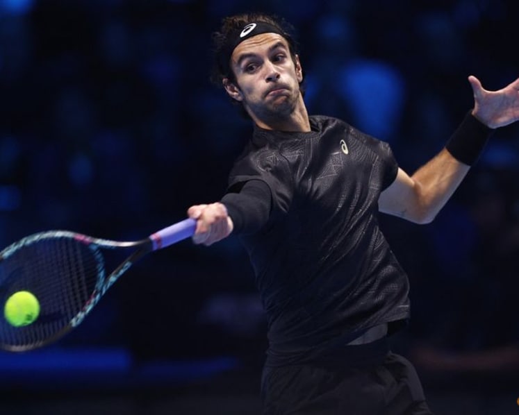 Alcaraz clinches year-end top spot with ATP Finals win over Musetti