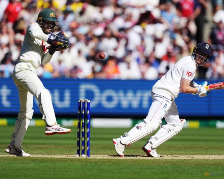 Curator 'shocked' by Melbourne pitch performance in Ashes