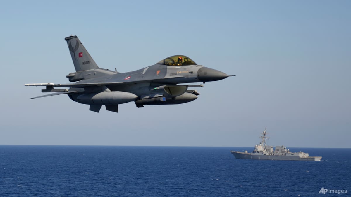 Türkiye mulls sending F-16s to northern Cyprus amid Middle East war