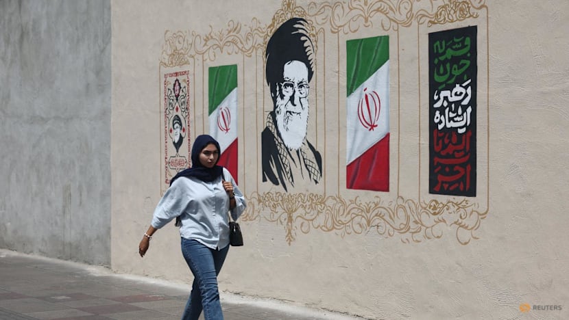 US renews strikes on Iran after two military personnel were killed by Iranian attack US renews strikes on Iran after two military personnel were killed by Iranian attack
