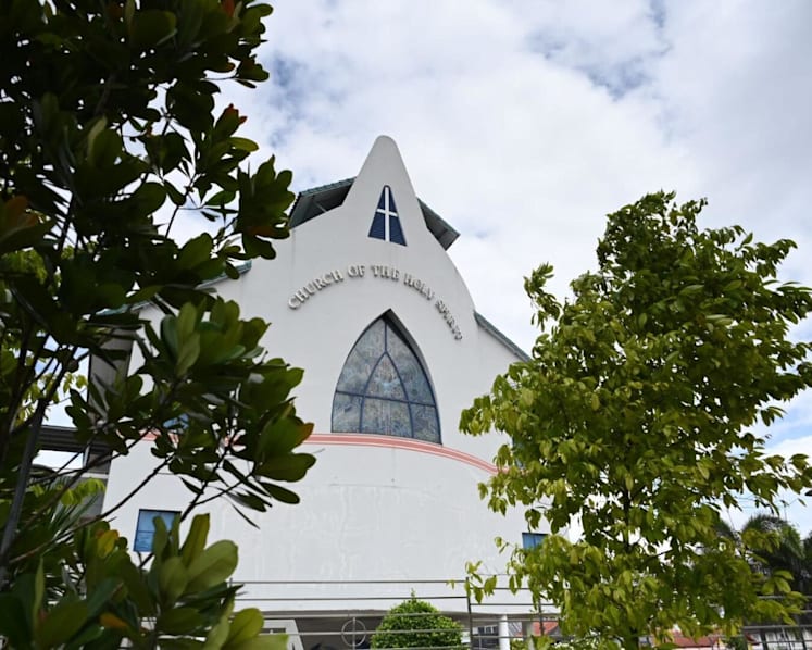 Man arrested over allegedly assaulting priest at Church of the Holy Spirit