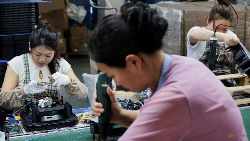 China's factory activity shrinks for seventh straight month