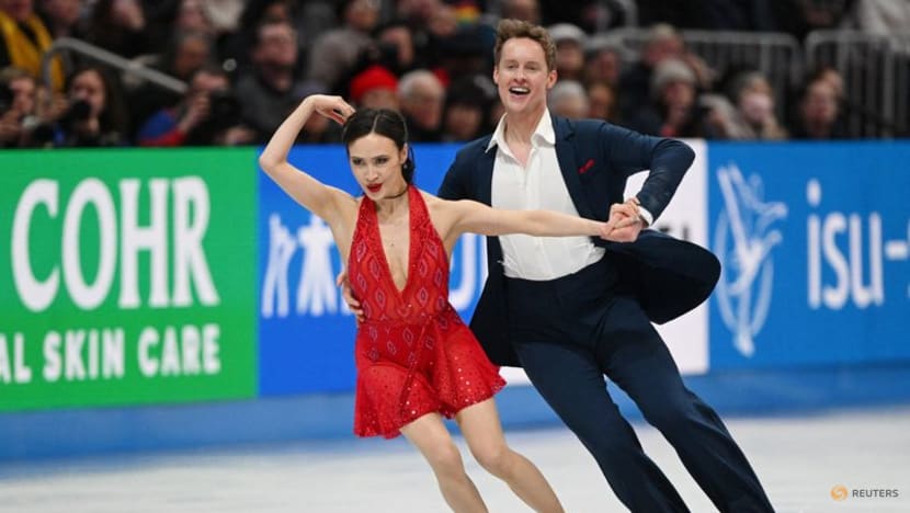 Figure Skating-Liu delivers stunner to take gold at world championships