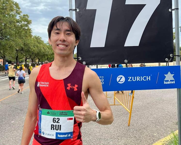 Runner Soh Rui Yong breaks two national records at Valencia Half Marathon