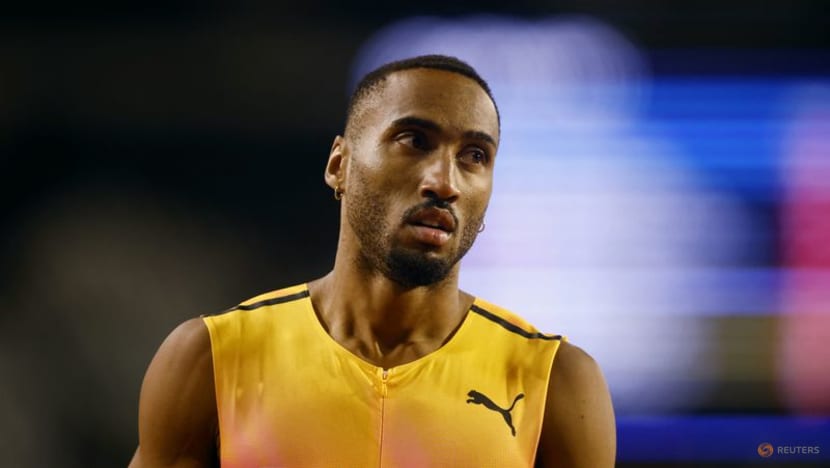 Briton Hudson-Smith crowned Grand Slam's first champion, Bednarek dominates