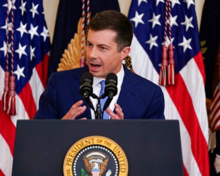 Buttigieg doles out transport grants with eye toward climate