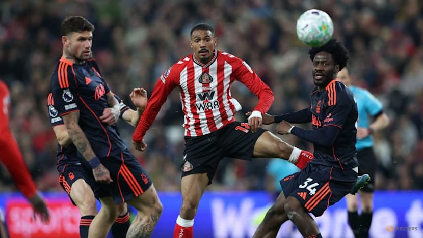 Forest eight points clear of relegation zone after 5-0 rout of Sunderland