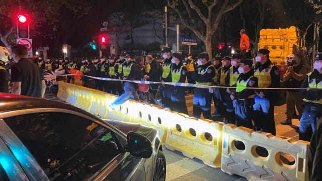 中国：上海被捕英国广播公司记者没有出示记者证