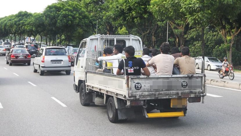 Nahas jalan raya cetus gesaan larang bawa pekerja hijrahan naik lori