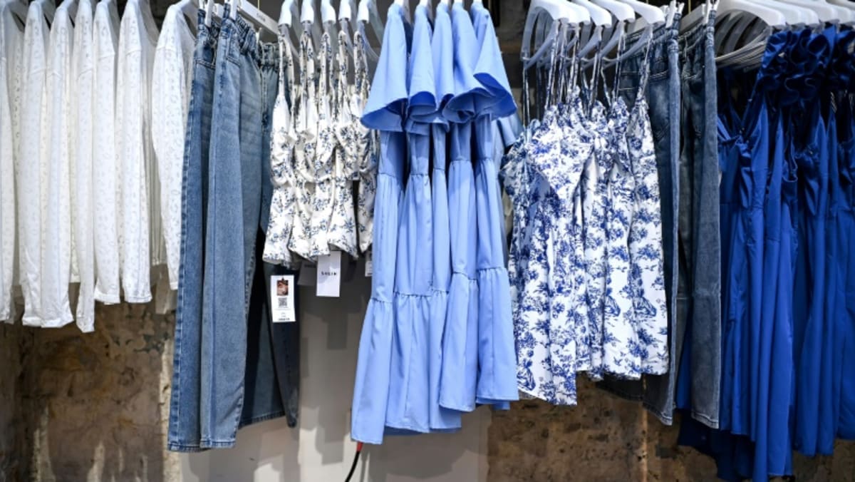 Low cost clothing sites clearance