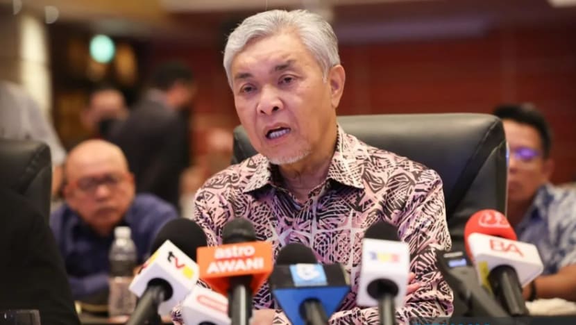 Ahmad Zahid cadang rang undang-undang kekalkan kerajaan hingga akhir penggal