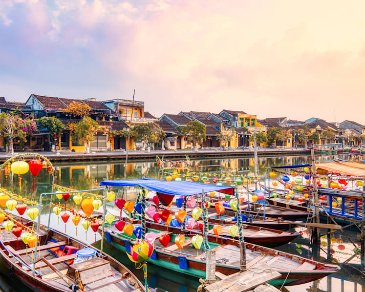 In picture-perfect Hoi An, a date with artisans and an Instagram-friendly beach