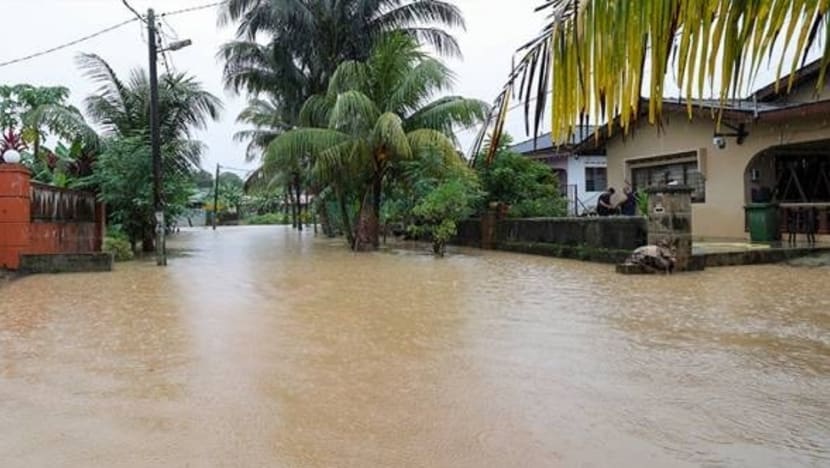 Jumlah mangsa banjir di Johor meningkat kepada lebih 3,860 orang Jumlah mangsa banjir di Johor meningkat kepada lebih 3,860 orang