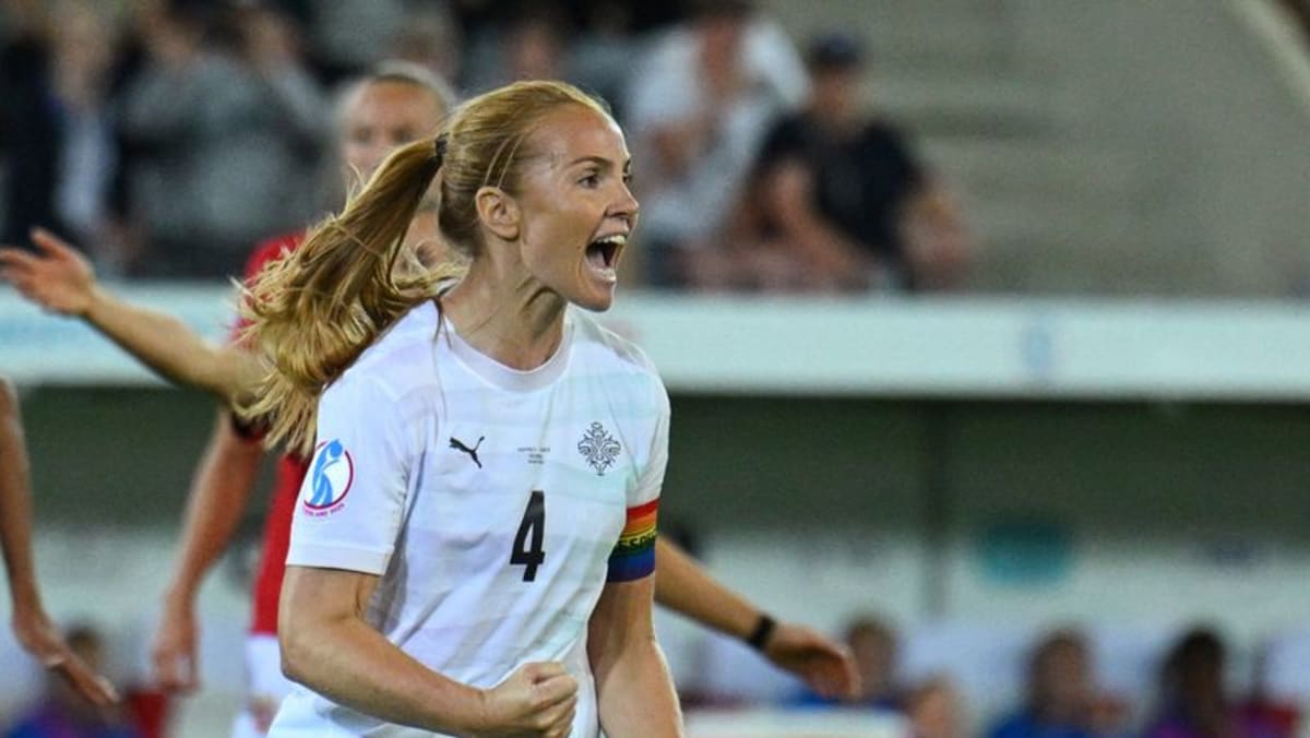 Naive Iceland cannot stand still, says captain Viggosdottir