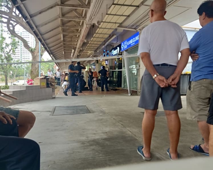 2 women slashed with penknife in Ang Mo Kio robbery; 3 men arrested