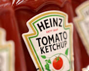 Kraft Heinz taps former Kellogg chief as its CEO as it prepares to split into two companies