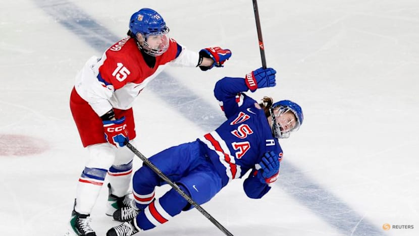 Ice hockey-US overpower Czechs, Italy thrill home crowd, Sweden beat Germany as women's tournament begins