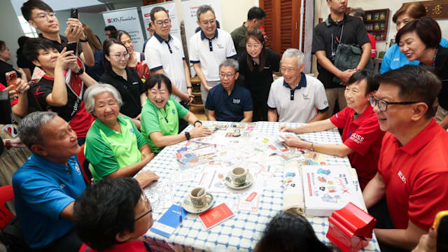 上千名德义区居民齐聚宏茂桥民众联络所 体验新活动和项目