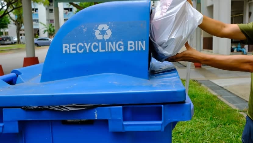 Caj beg plastik bagi pembelian online antara yang dikemukakan para AP di Parlimen Caj beg plastik bagi pembelian online antara yang dikemukakan para AP di Parlimen
