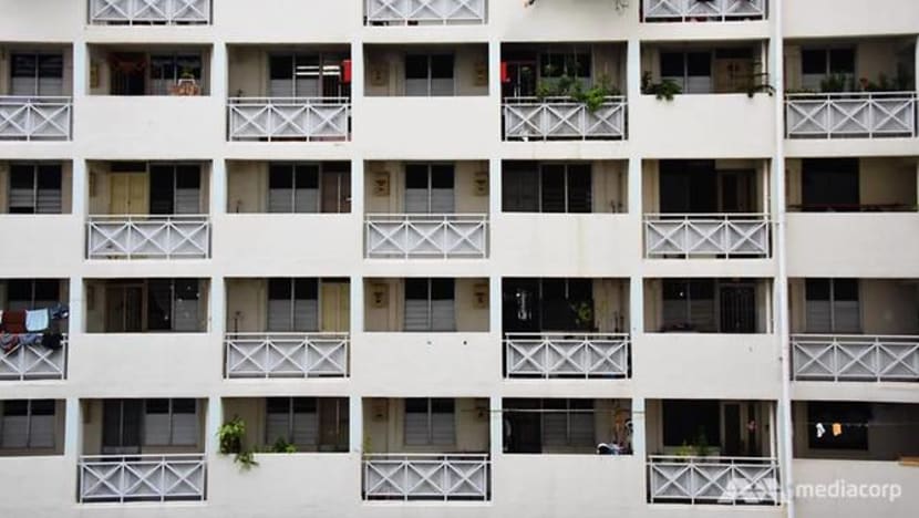 Man posed as HDB-approved contractor to cheat elderly into paying for 'required works'