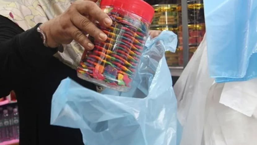 Perlis bakal perkenal caj pencemaran galak masyarakat capai 'sifar plastik' Perlis bakal perkenal caj pencemaran galak masyarakat capai 'sifar plastik'