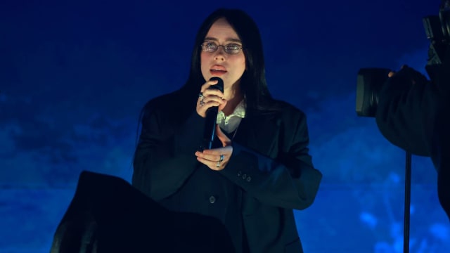 Billie Eilish称霸全美音乐奖，入围7奖全拿下！Lady Gaga结束狮城巡演缺席夺3奖