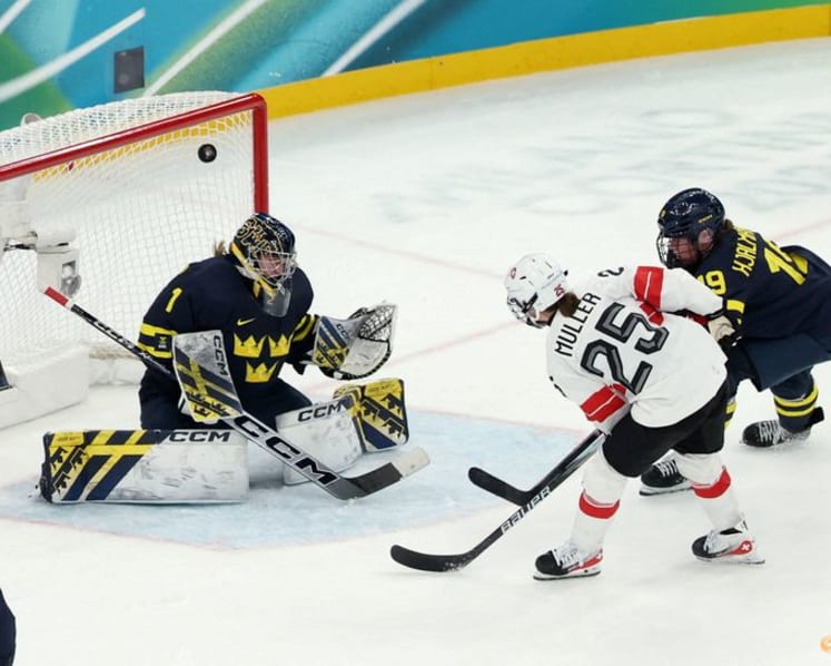 Ice hockey-Switzerland beat Sweden in overtime to win women's bronze