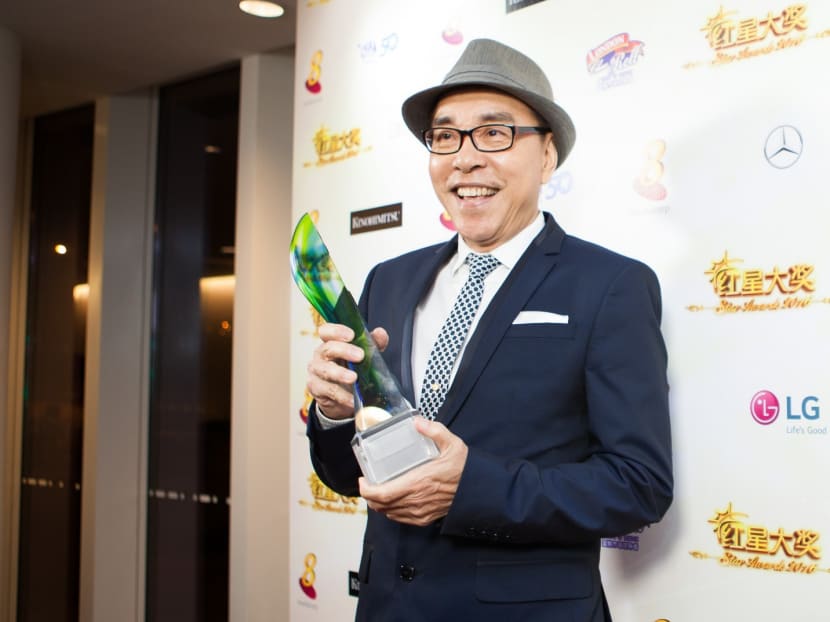 Rui En apologises at Star Awards Show 1