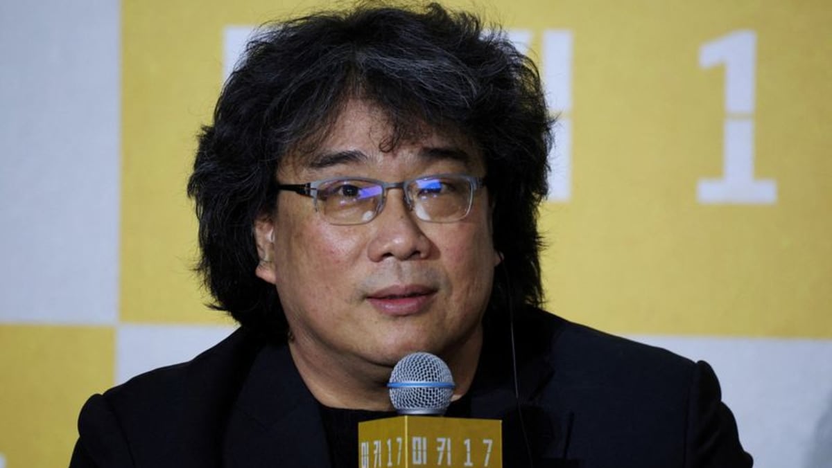 Director Bong Joon-ho 'proud' of South Koreans overcoming martial law bid