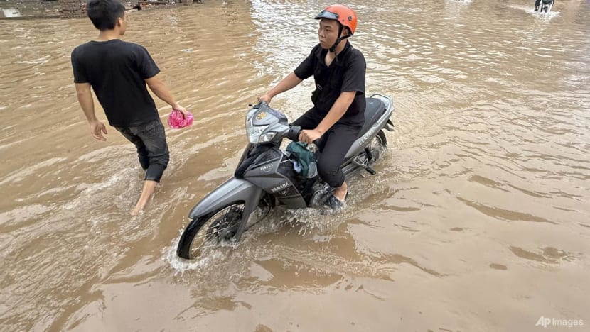 Typhoon Kajiki kills 8 in Vietnam and Thailand, with warnings of more flooding to come Typhoon Kajiki kills 8 in Vietnam and Thailand, with warnings of more flooding to come
