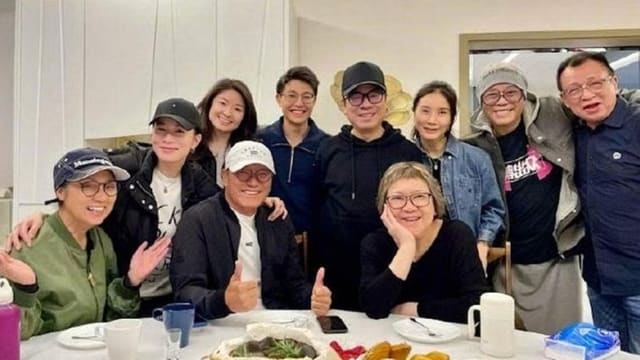 许绍雄家中宴请老友　《赌场风云》3兄弟重聚！