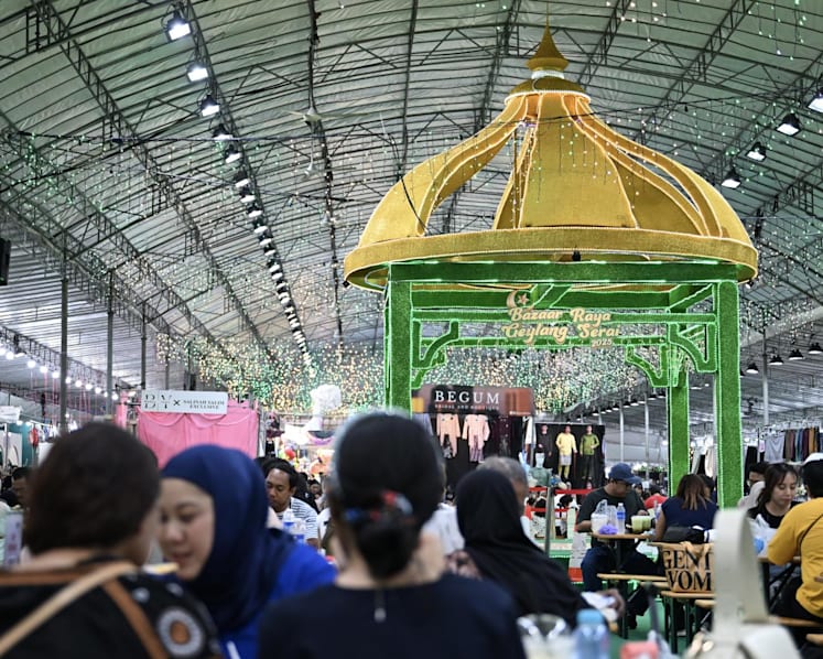 Ramadan bazaars return to Kampong Glam and Geylang Serai with hundreds of stalls and live performances
