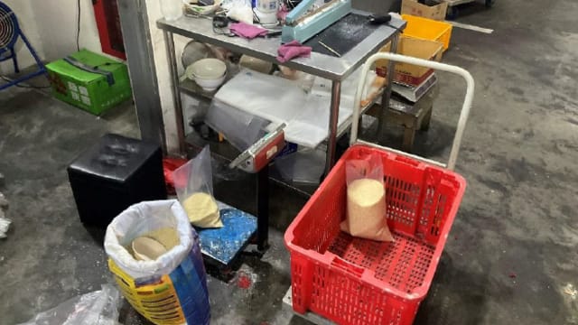 在无牌厂房重新包装食品 干货供应商被判罚款2500元