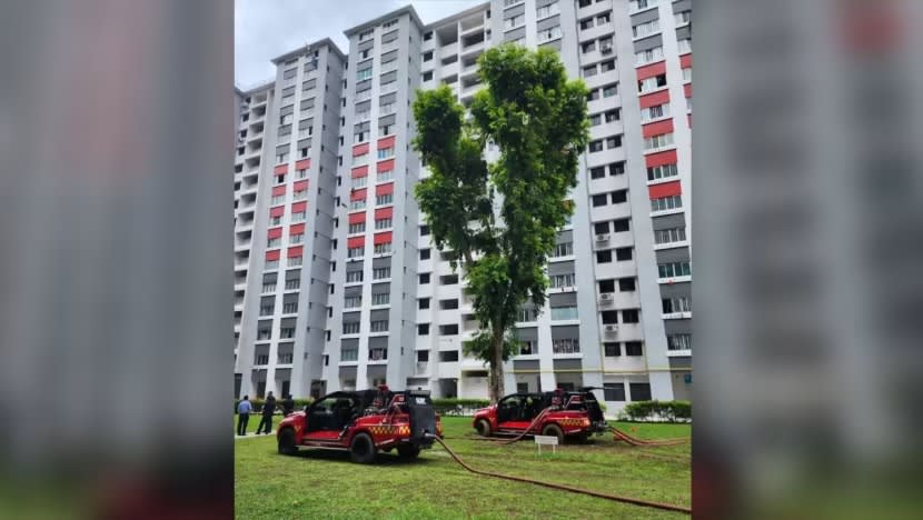 NSF SCDF maut selepas tidak sedarkan diri semasa lawan api di flat Henderson Road NSF SCDF maut selepas tidak sedarkan diri semasa lawan api di flat Henderson Road
