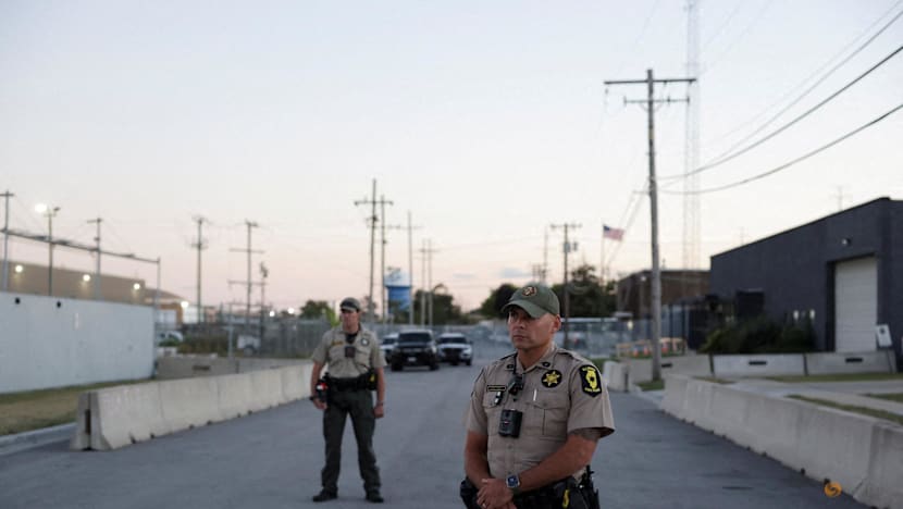 National Guard poised to enter Chicago as Trump calls for jailing Democratic leaders  
