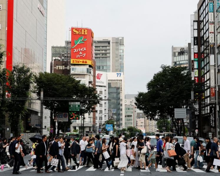 Japan weighs 3.8% assumed rate for next year's budget request, sources say