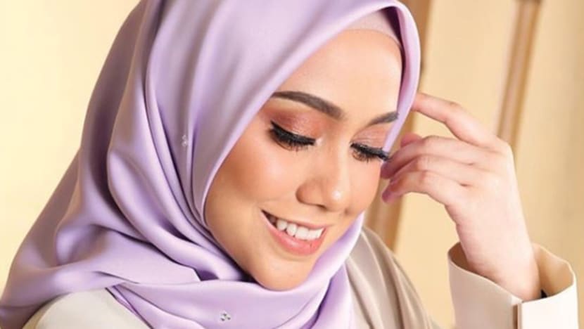 Mia Ahmad selamat bersalin anak sulung Mia Ahmad selamat bersalin anak sulung