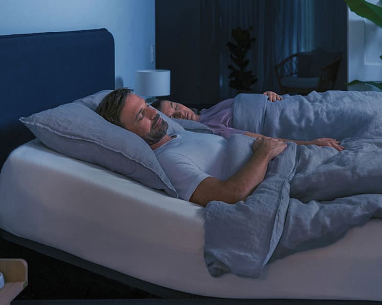Equipped with AI technology, the Tempur SmartBase offers a personalised sleep experience designed for comfort and well-being.