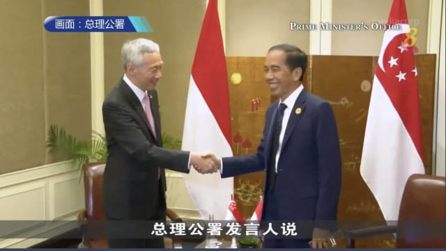 李总理抵达金边 柬埔寨司法部长到机场迎接