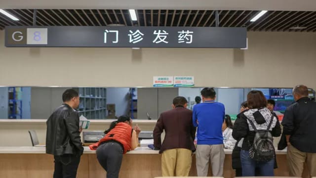 经代购流入中国 两款仿制冠病口服药卖断货