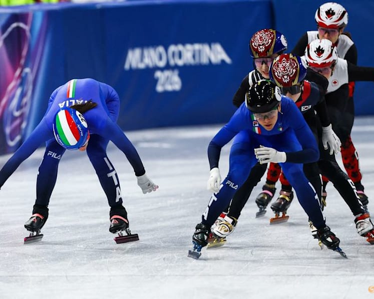 Short track-Fontana becomes Italy's most decorated Olympian with relay silver