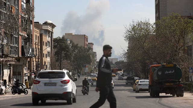 两公民在伊朗被拘 日本促尽快释放