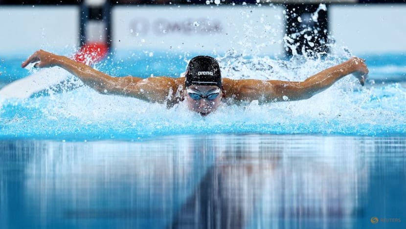 American Walsh breaks own 100m butterfly world record