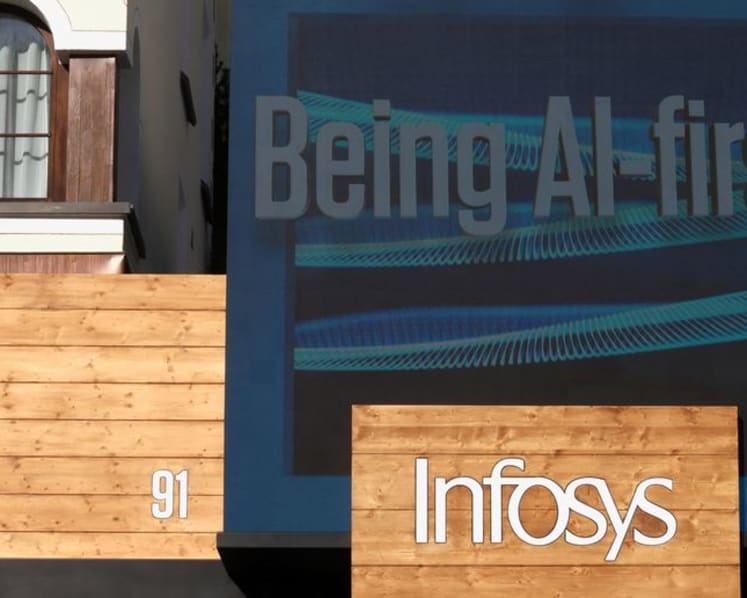 Infosys raises revenue view, sparks hopes of Indian IT turnaround